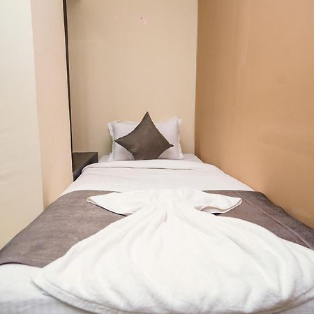 Hotel Middleton Nxt Бхубанешвар Екстериор снимка